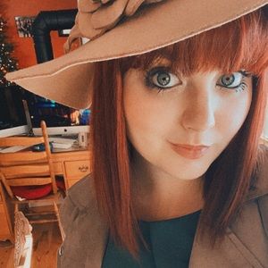 Meet your Posher, Sierra